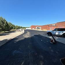 Heres-an-example-of-some-commercial-paving-we-done-a-McDonough-Georgia 0